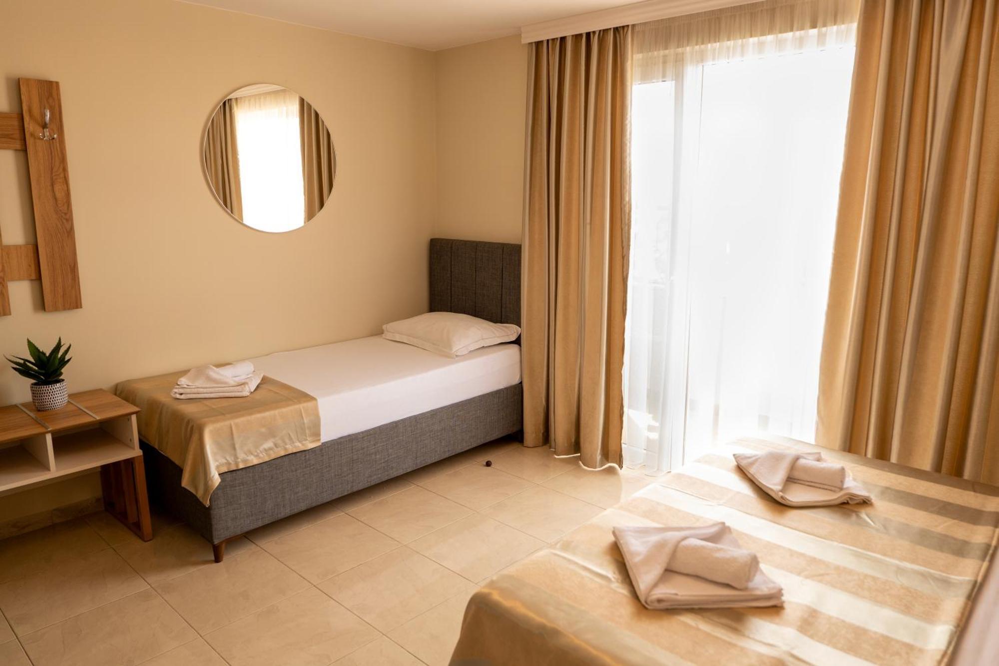 Hotel Rodos House Pomorie Exterior foto